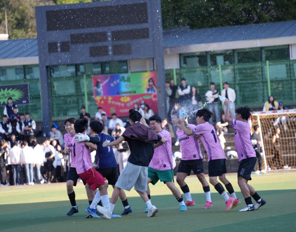 [비하인드] 신학과는 왜 축구를 잘할까?