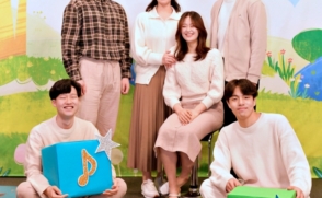 [JTBC 뉴스룸] 팝콘처럼 팡팡… ‘동양하루살이’ 우화 순간 첫 포착
